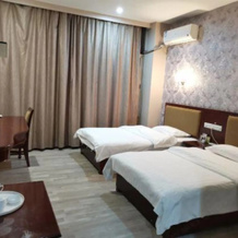 Liangyou Hotel, Гэцзю — фото 2