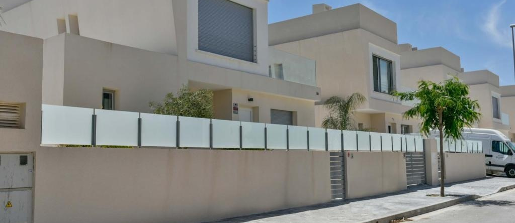 Casa Mazal, Lujosa villa Independiente a 150m del mar, 皮拉尔德拉奥拉达达 — 照片 1