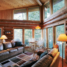 Cabin #97 - 'pinecone' Log Cabin at the Lake That is Pet-friendly!, Maple Falls — photo 3