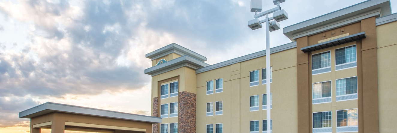 La Quinta Inn & Suites By Wyndham Hattiesburg - I-59, Хаттисберг — фото 1