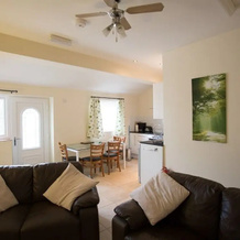 Treetops Cottages & Spa, Барнетби — фото 2