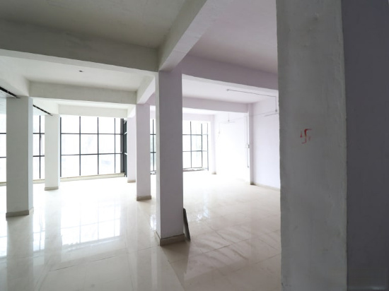 OYO 28427 Hotel Rawat Palace, 皮托拉加尔 — 照片 1