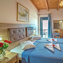 Blue Aegean Hotel & Suites, Гувес — фото 2