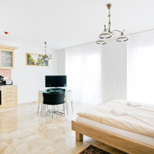 Luxury Apartment Hotel Siófok, Шиофок — фото 2