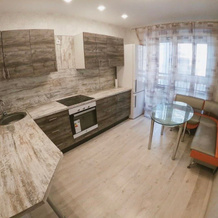 Galereya RRO na Ploshchadi Svobody 4 Flat, 阿捷普采沃 — 照片 4