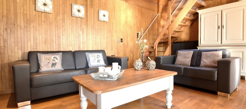 Spacious Holiday Home near Forest in Peer, 皮尔 — 照片 1