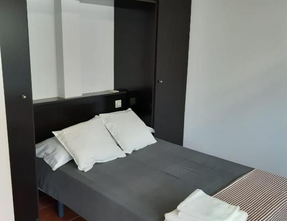 Apartamentos Fuente Arriba, 波亚莱斯-德尔-奥约 — 照片 1