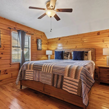 Bear Hideaway Cozy 3BR Cabin, Williamsburg — photo 5