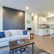 Walk to Front St! Traverse City Condo Near Skiing, 特拉弗斯城 — 照片 5