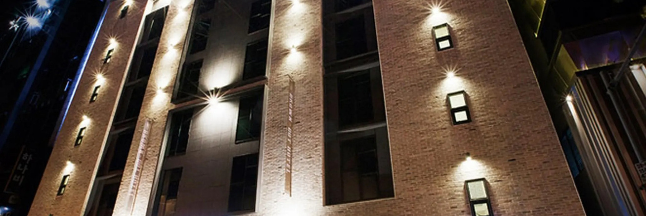 Gimhae Brown Dot Hotel Waterpark, Кимхэ — фото 1