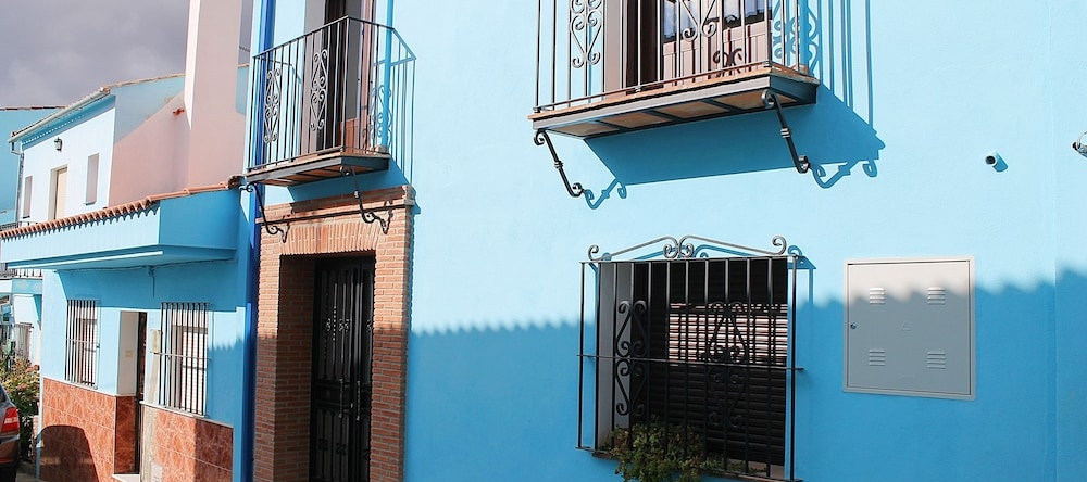 Apartamentos Real Fábrica de Hojalata, Juzcar — photo 1