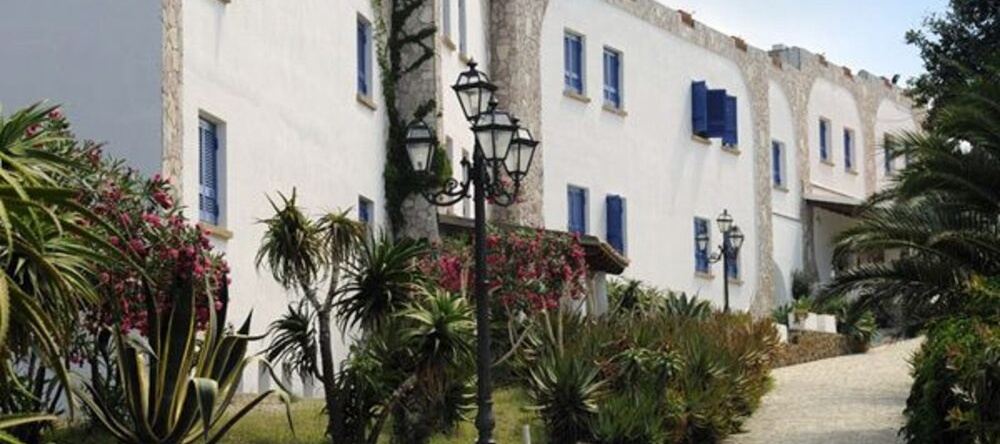 Hotel Ustica Punta Spalmatore H.U.P.S., 乌斯蒂卡 — 照片 1