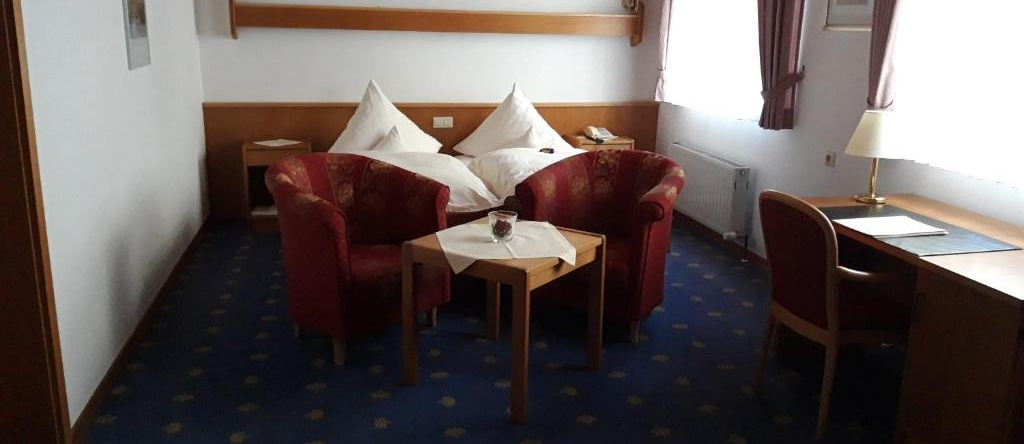 Bengel's Hotel Zur Krone, Mülheim-Kärlich — photo 1