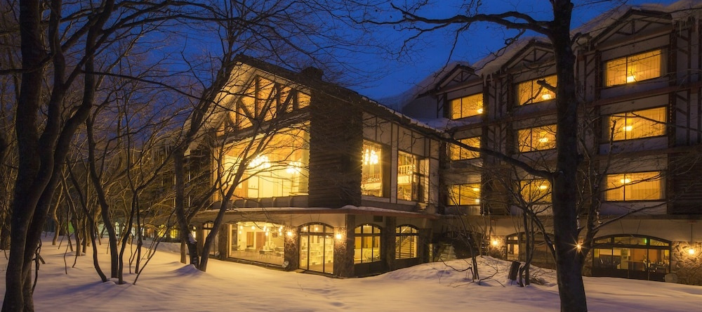 Hoshino Resorts Oirase Keiryu Hotel, Товада — фото 1