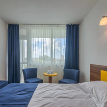 Hotel Narcis, 萨图尔恩 — 照片 4
