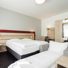 Hotel Smart Liv’In, Boheimkirchen — photo 3