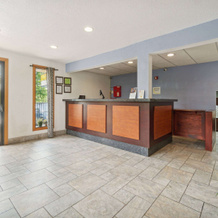 Super 8 by Wyndham Kenosha/Pleasant Prairie, 普莱森特普雷里 — 照片 2