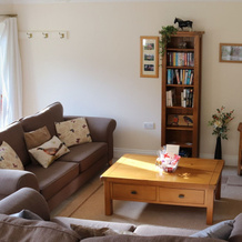 Beautiful, Spacious Cottage Offering Views of the River Nar, 纳伯勒 — 照片 2
