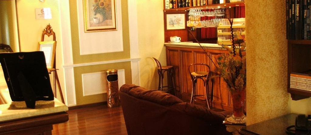 Cristal Hotel, Manocalzati — photo 1