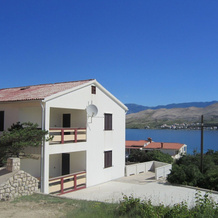 Seven-Bedroom Holiday Home in Pag, 帕格 — 照片 2
