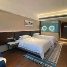 White Crane Hotel, Baicheng — photo 3
