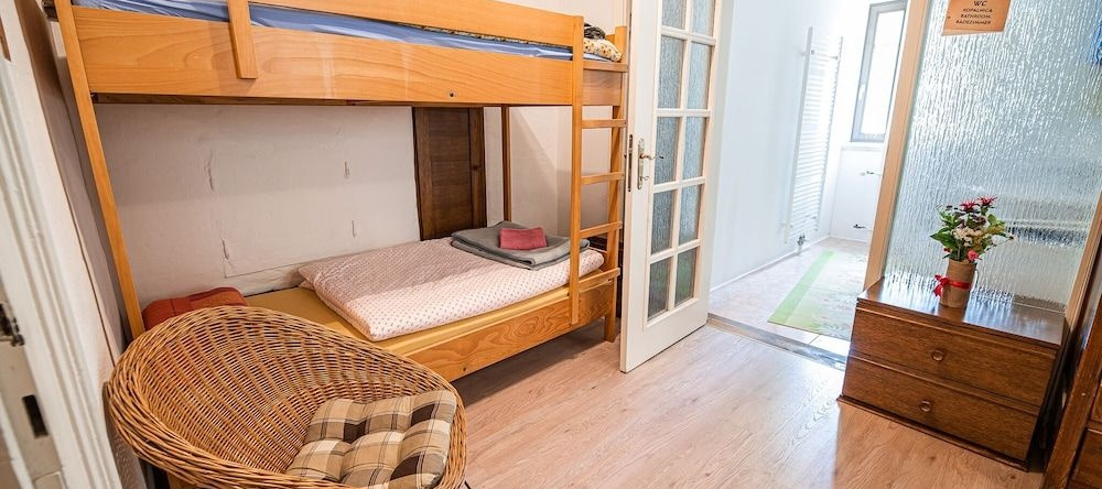 Cvet gora - Camping, Glamping and Accomodations - Hostel, 兹戈尔涅耶泽尔斯科 — 照片 1