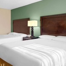 Travelodge By Wyndham Gaylord, Гейлорд — фото 5