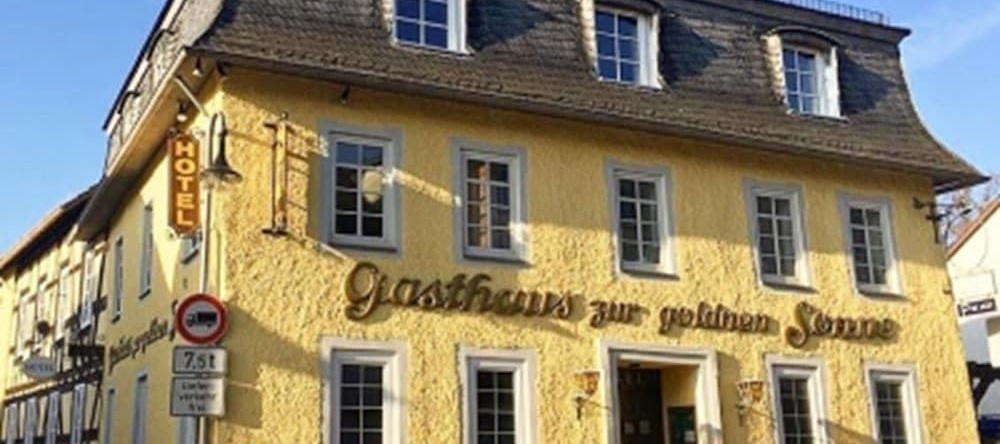 Zur Goldenen Sonne, 乌辛根 — 照片 1