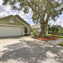 Lakefront Brandon Home w/ Patio & Screened Lanai!, 布兰登 — 照片 5
