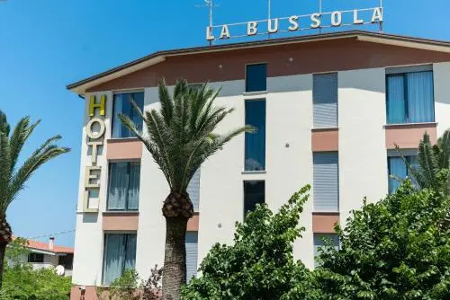 Hotel La Bussola, 奥尔托纳 — 照片 1