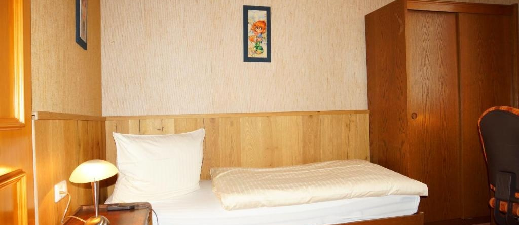 Hotel Zum Schiffchen, Вольфхаген — фото 1