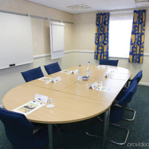 Holiday Inn Express Swansea - East by IHG, Neath — photo 3