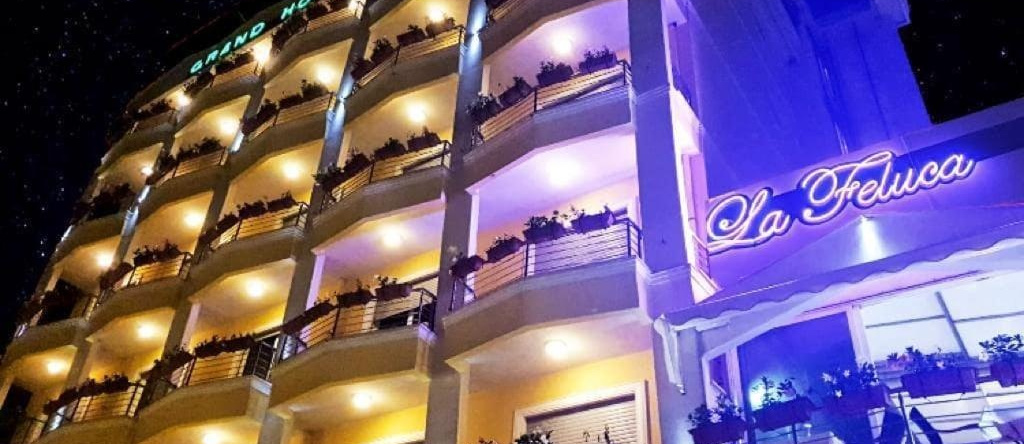 Grand Hotel Victoria, 巴尼亚拉卡拉布拉 — 照片 1