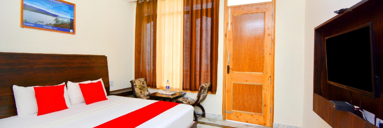 OYO Flagship 45681 Vivek Palace, Naldehra — photo 1