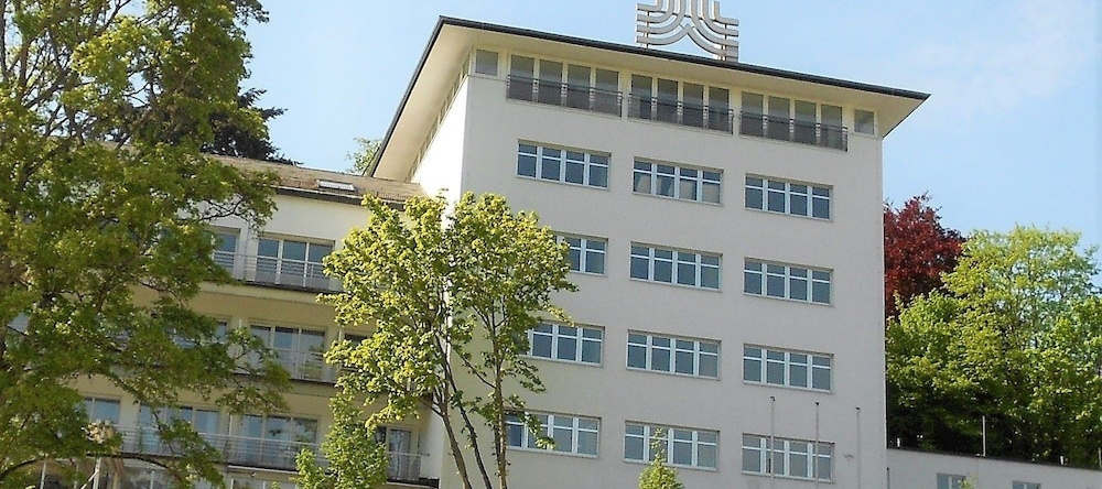 Eden Parc Hotel, 巴特施瓦尔巴赫 — 照片 1