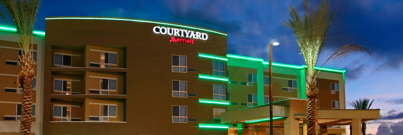 Courtyard by Marriott Victoria, 维多利亚 — 照片 1