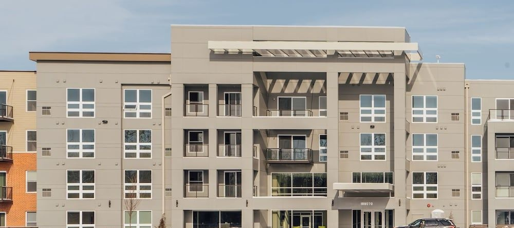 Bright Stylish 2BR Apt in Oak Brook, Oakbrook Terrace — photo 1