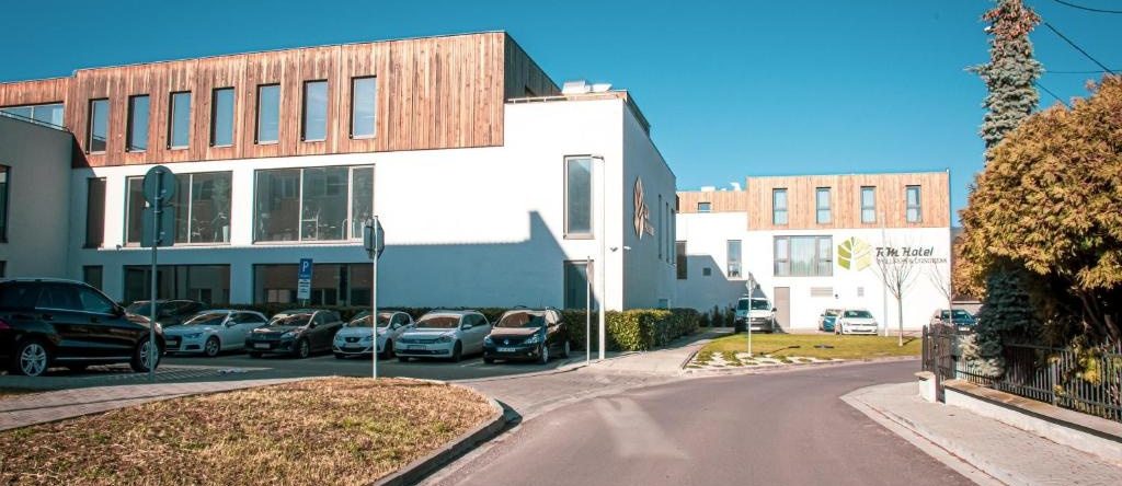 Rm Hotel Wellness & Congress, Прьевидза — фото 1