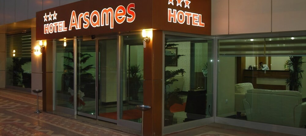 Arsames Hotel, 阿德亚曼 — 照片 1