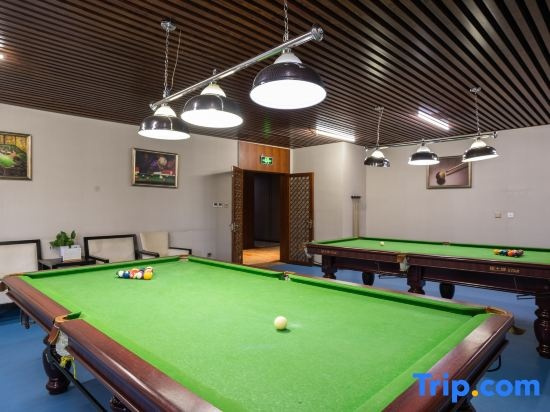 Manpu Tianmu Yangyan Hot Spring Hotel (Zhenbeibao Western Studios See Helan Performing Arts Town), Yinchuan — photo 1
