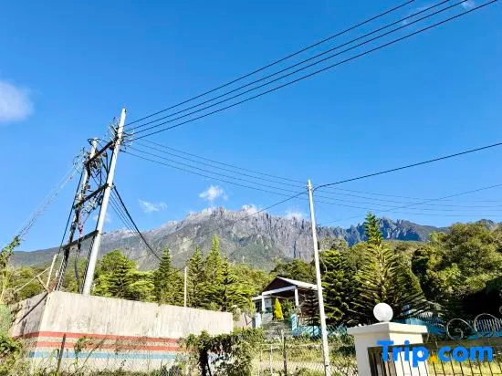 Deco Home The Oasis Mesilau @ Kundasang, Ranau — photo 1