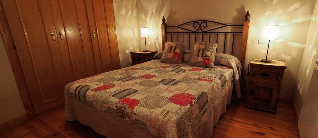 Núcleo de Turismo Rural Valle de Iruelas, 埃尔巴拉科 — 照片 1