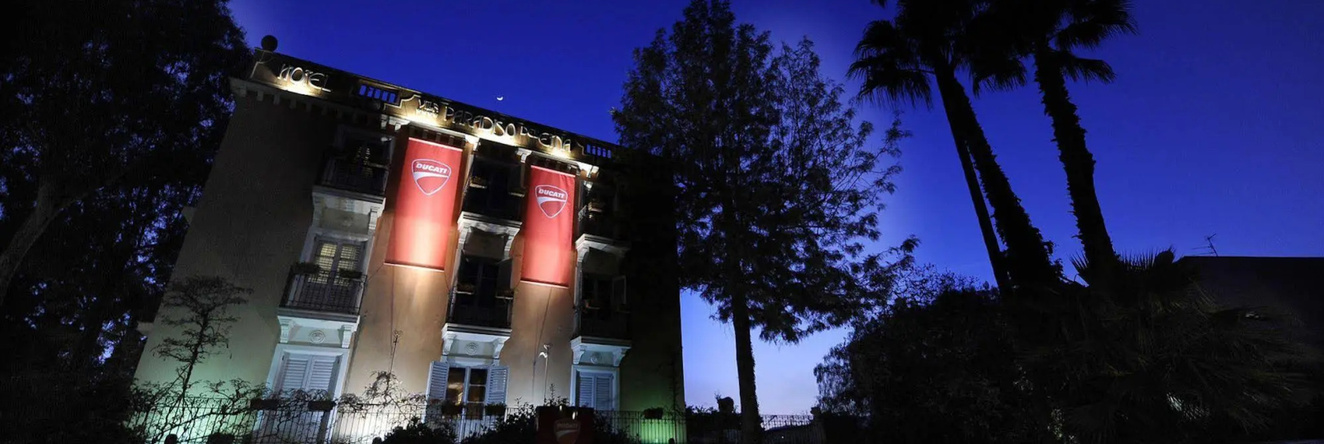 Hotel Villa Paradiso dell'Etna, 圣乔瓦尼拉蓬塔 — 照片 1
