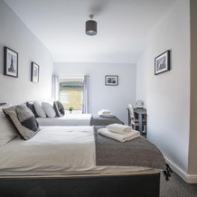 Chestnut House - Sleeps 4 - Pet Friendly - Parking, Ашингтон — фото 2