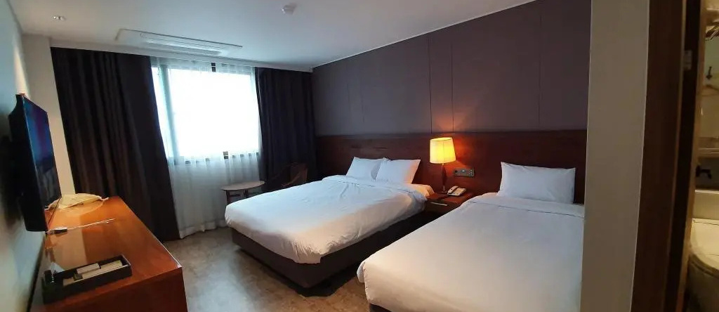 Mokpo Shinan Beach Hotel, Mokpo — photo 1