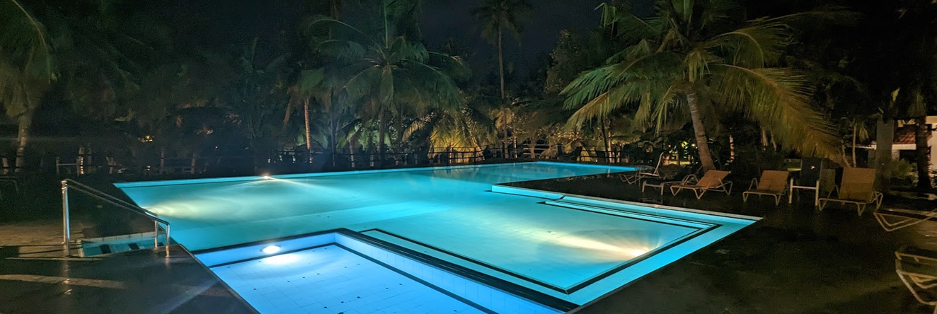 Lagoon Paradise Beach Resort, Тангалла — фото 1