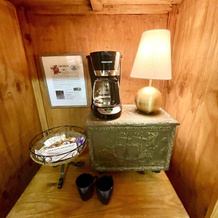 SU15, Spacious studio with full kitchen, dining table and rock patio overlooking Lake Ouachita. by RedAwning, 艾达山 — 照片 5
