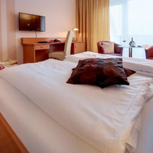 Kurhotel Pyramide, 巴特温茨海姆 — 照片 3