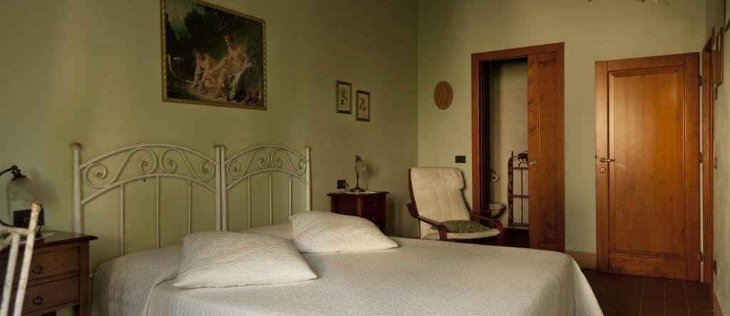 Agriturismo FATTORIA ROZZALUPI, 切雷托圭迪 — 照片 1