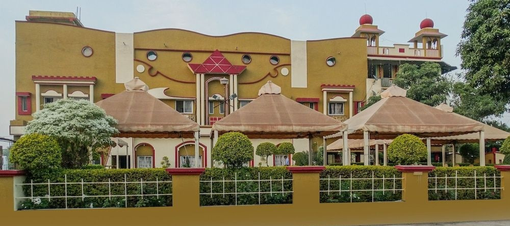 Oyo 24547 Hotel Vishwas Bar And Club Resort, Dewas — photo 1